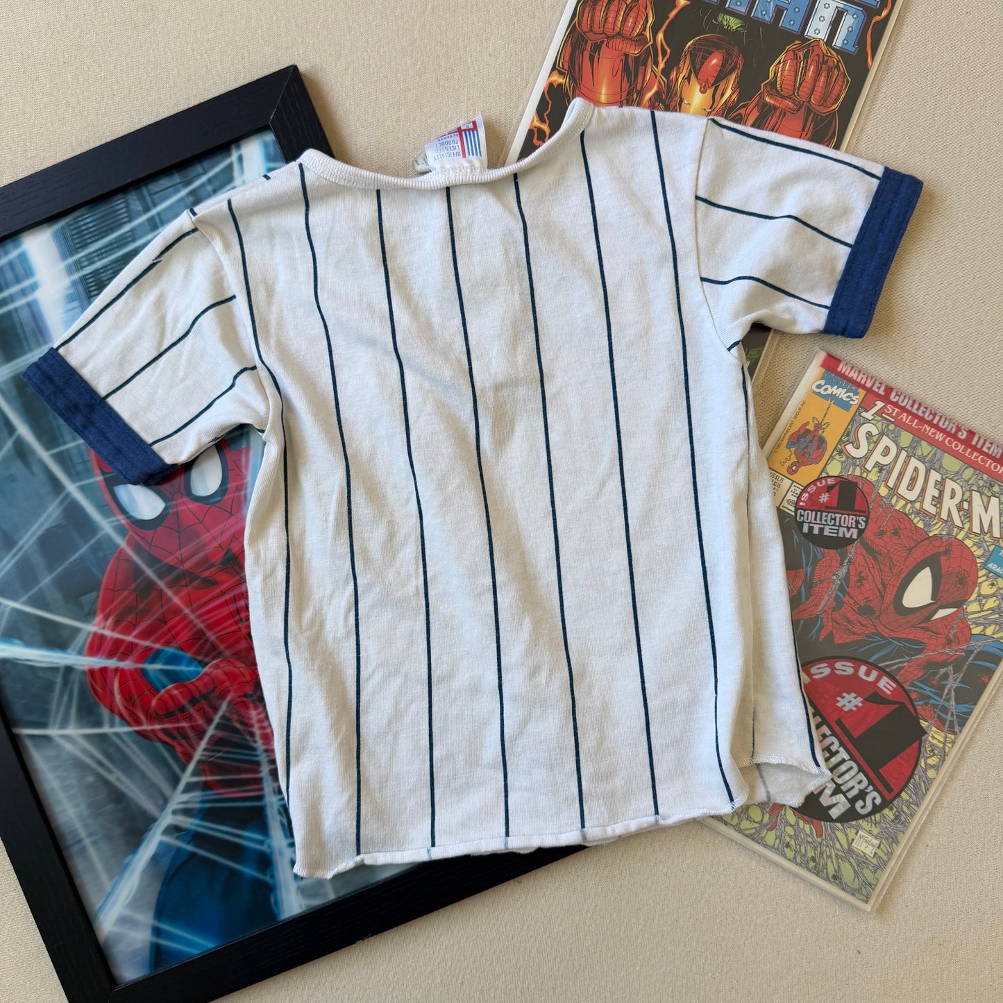 Size 6-8 1980s Twins Shirt