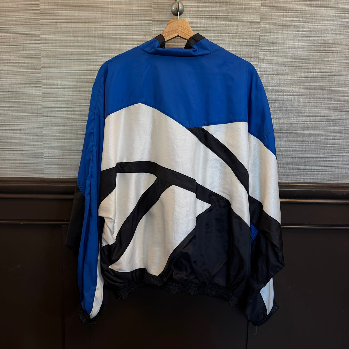 Size Large VTG Reebok Windbreaker