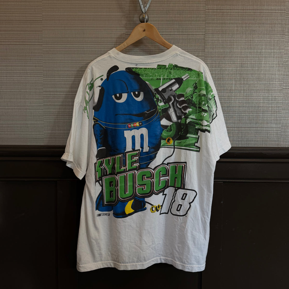 Size XL Oversized Nascar 90s AOP M&M TShirt