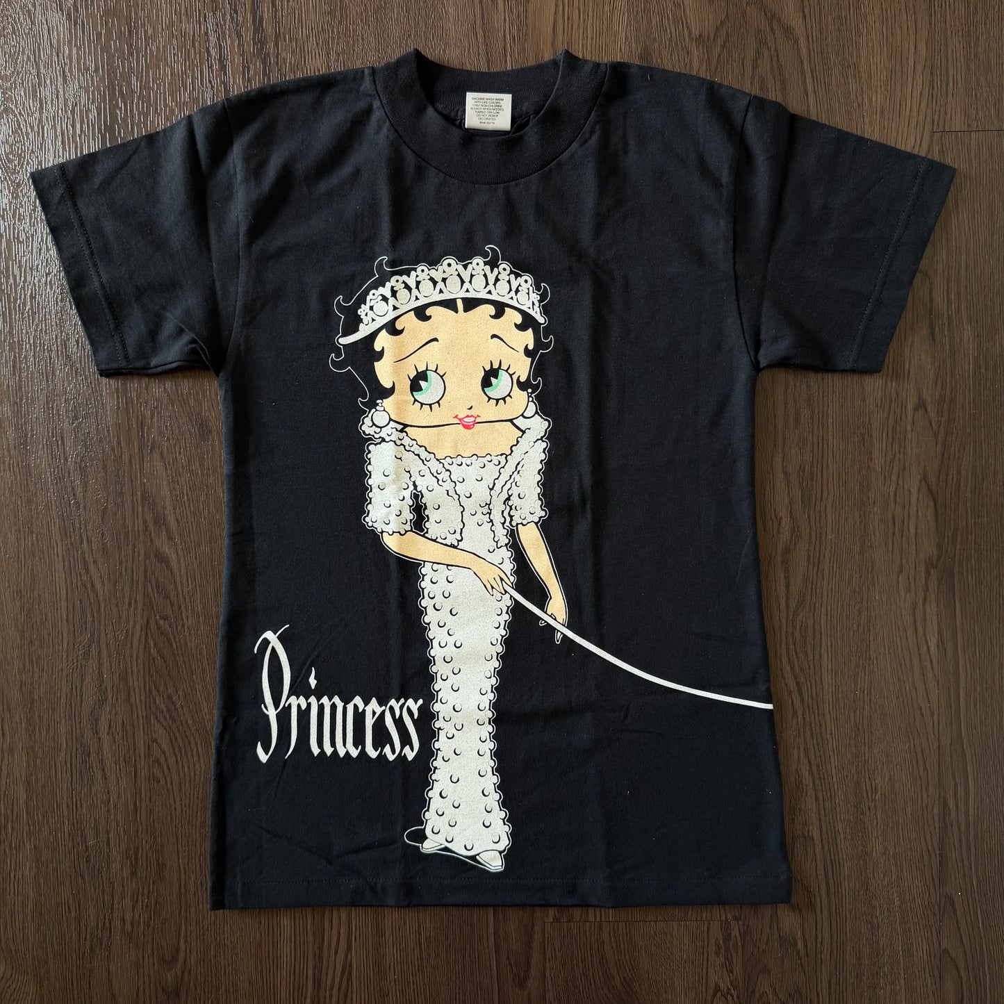 Size Small 1990s Betty Tee