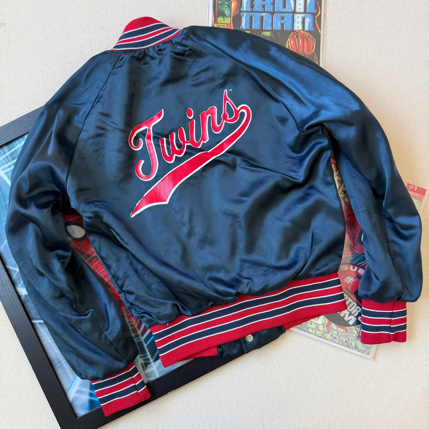 Size 10-12 1980s Twins Satin Jacket