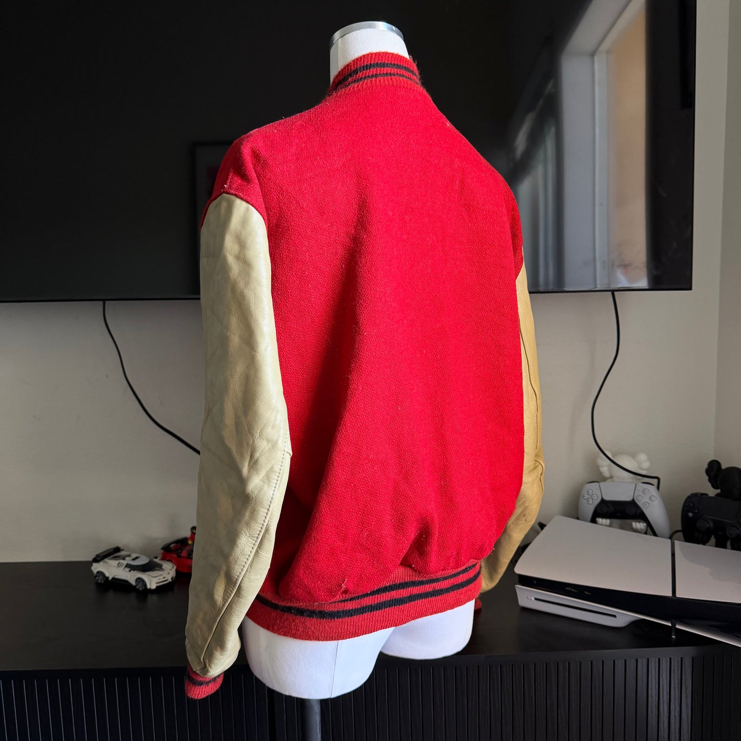 Size Medium DeLong 1980s-1990s Varsity Jacket