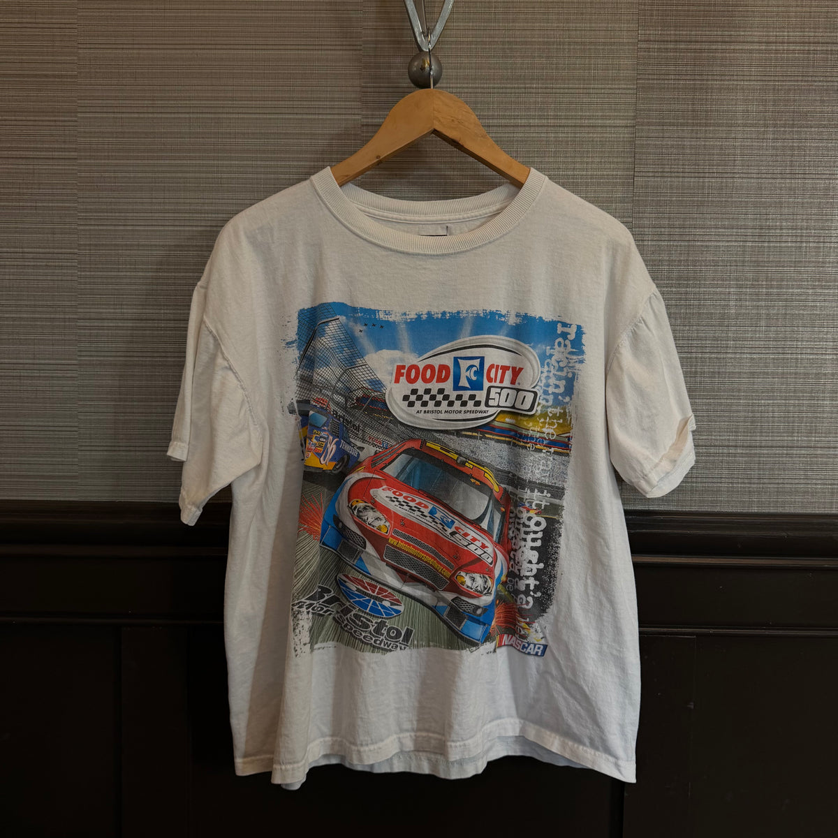 Size Medium 2007 Nascar Graphic