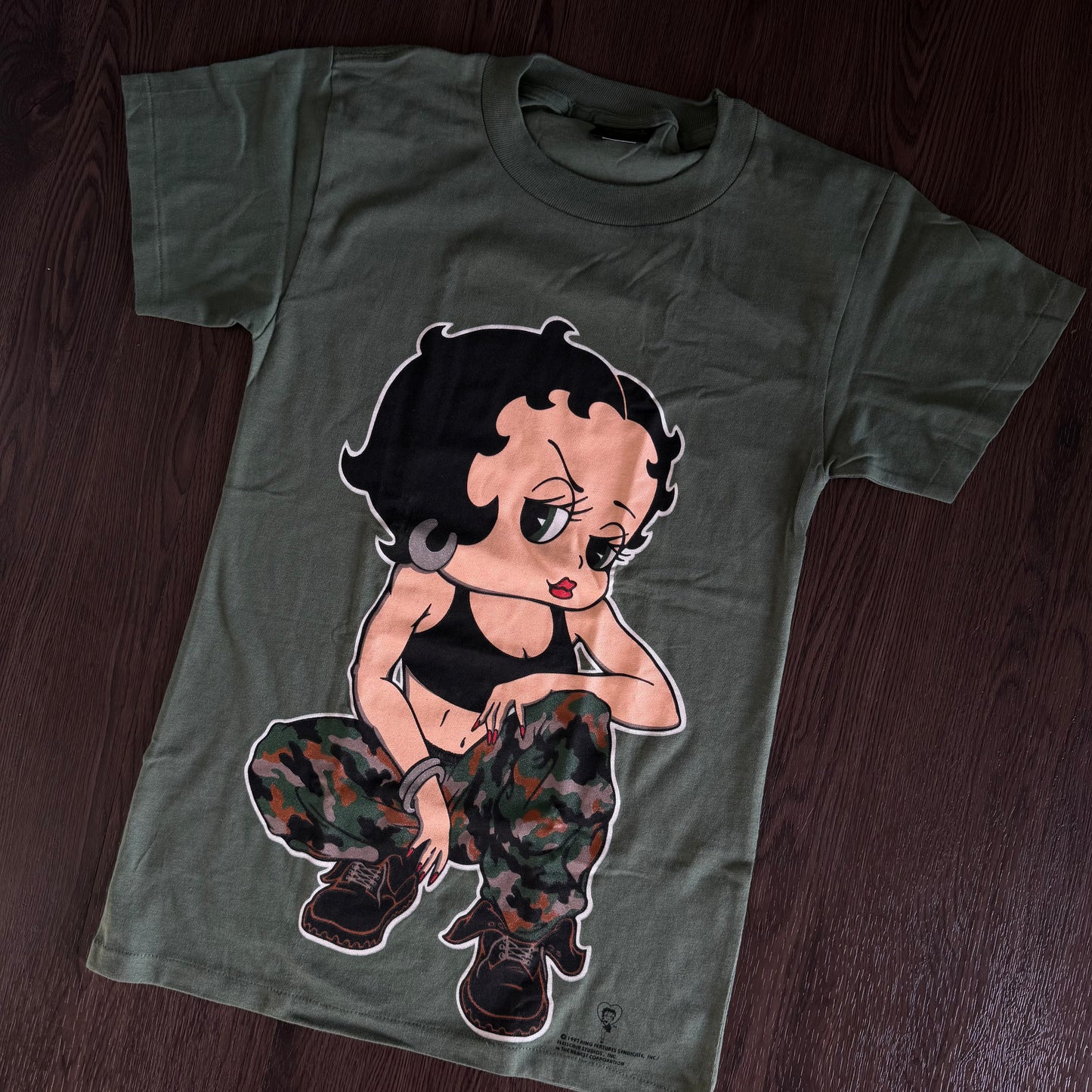 Size Large 1997 Betty Tee