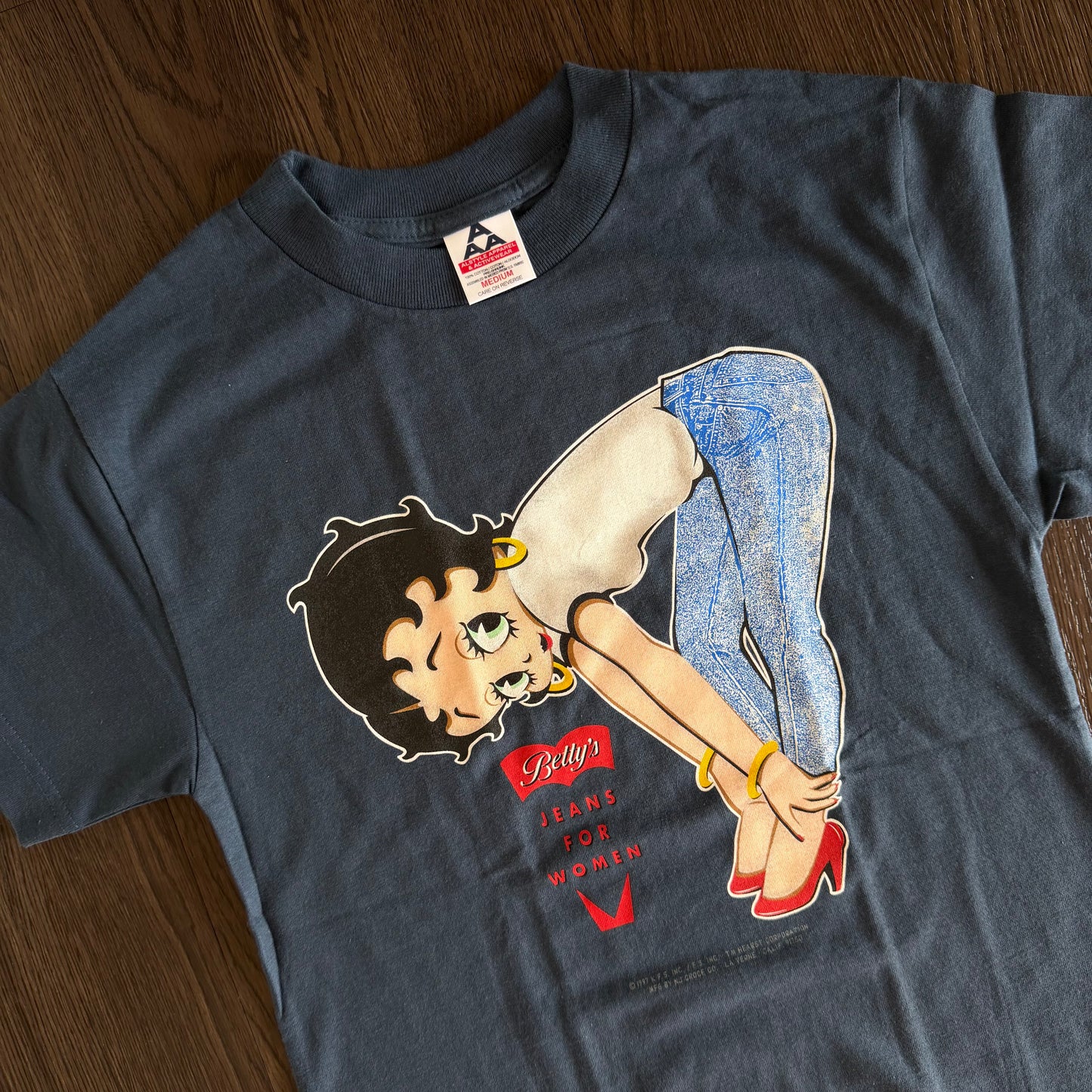 Size Small / Medium 1997 Betty Tee