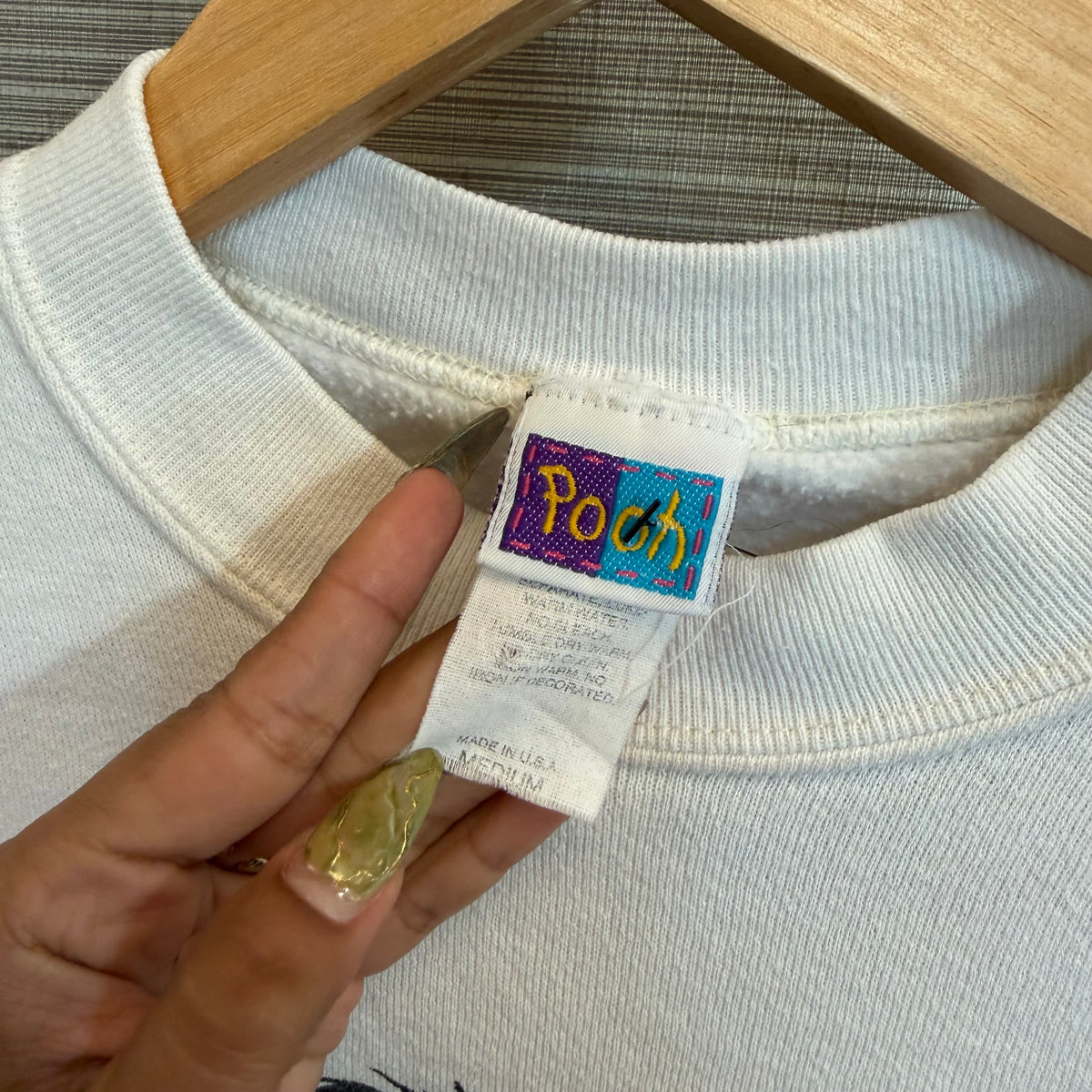 Size Medium 1990s Eeyore CrewNeck
