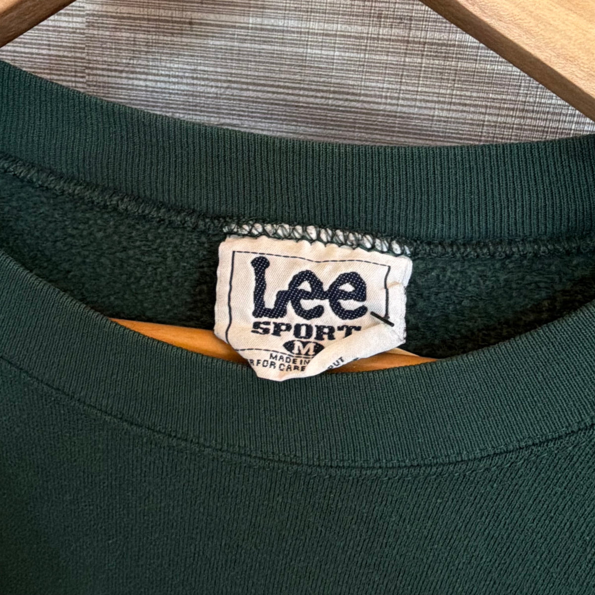 Size Medium GreenBay Packers CrewNeck