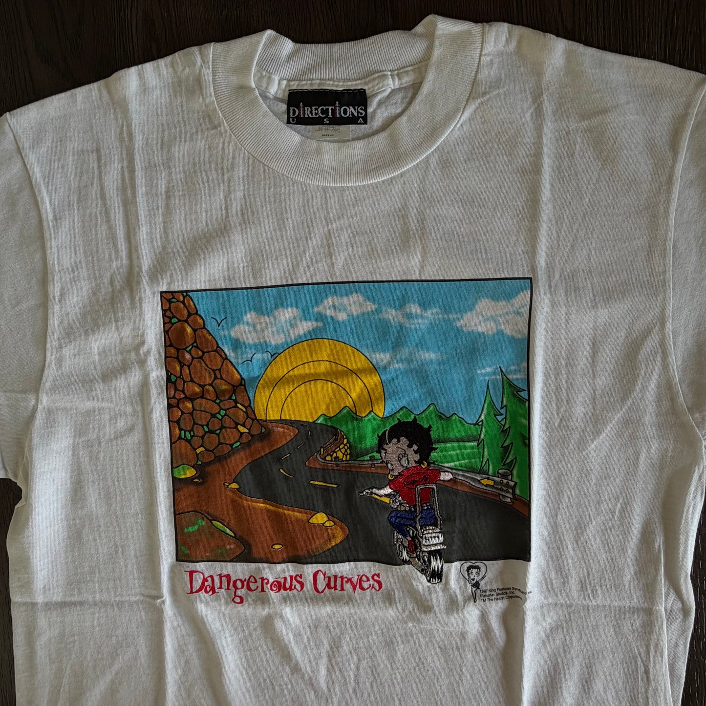 Size Medium RARE 1997 Betty Tee