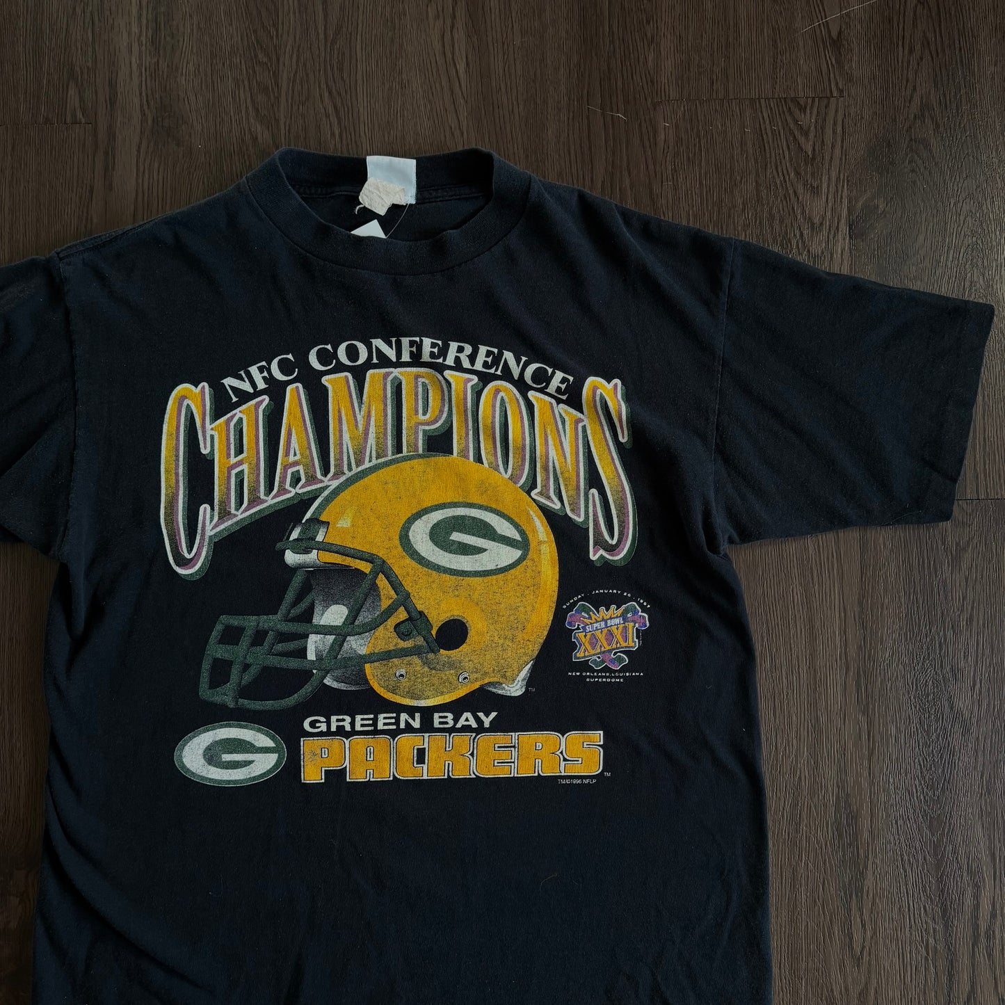 Size Large GreenBay Packers Tee