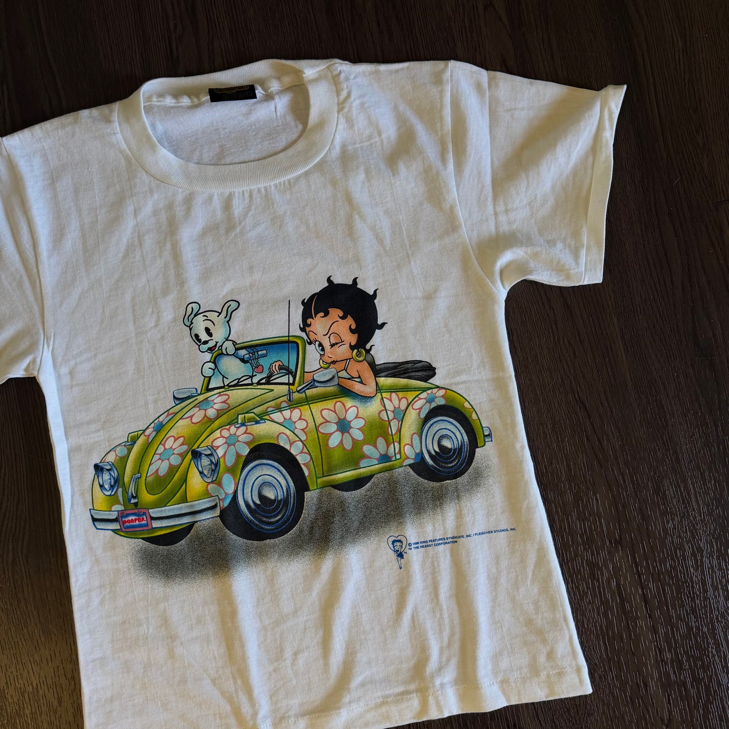 Size XSmall / Small RARE 1990s Betty Tee