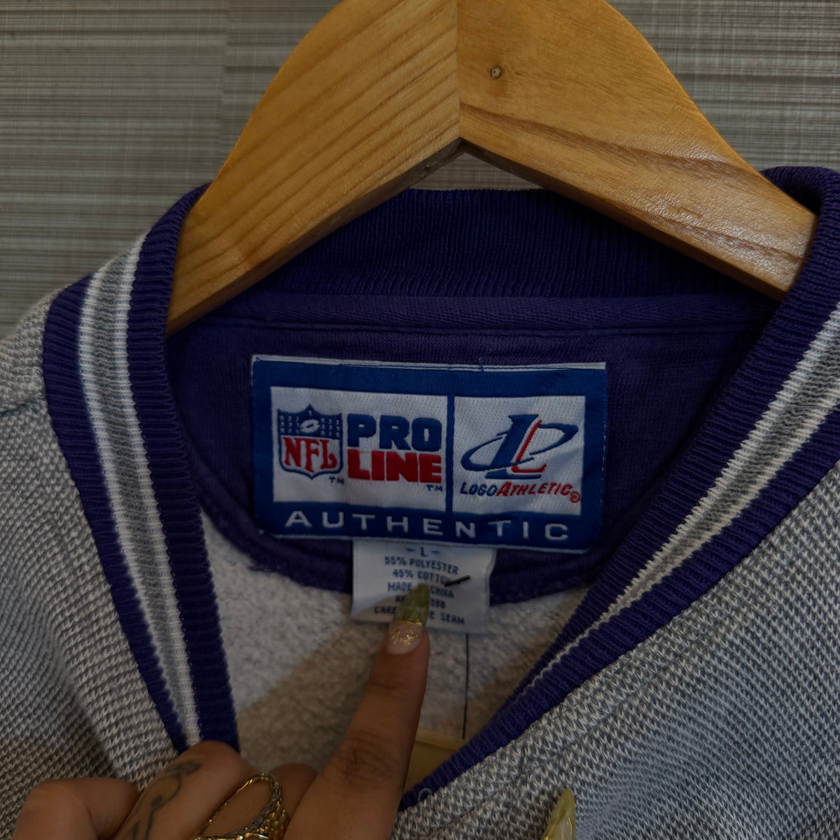 Size Large Vikings CrewNeck