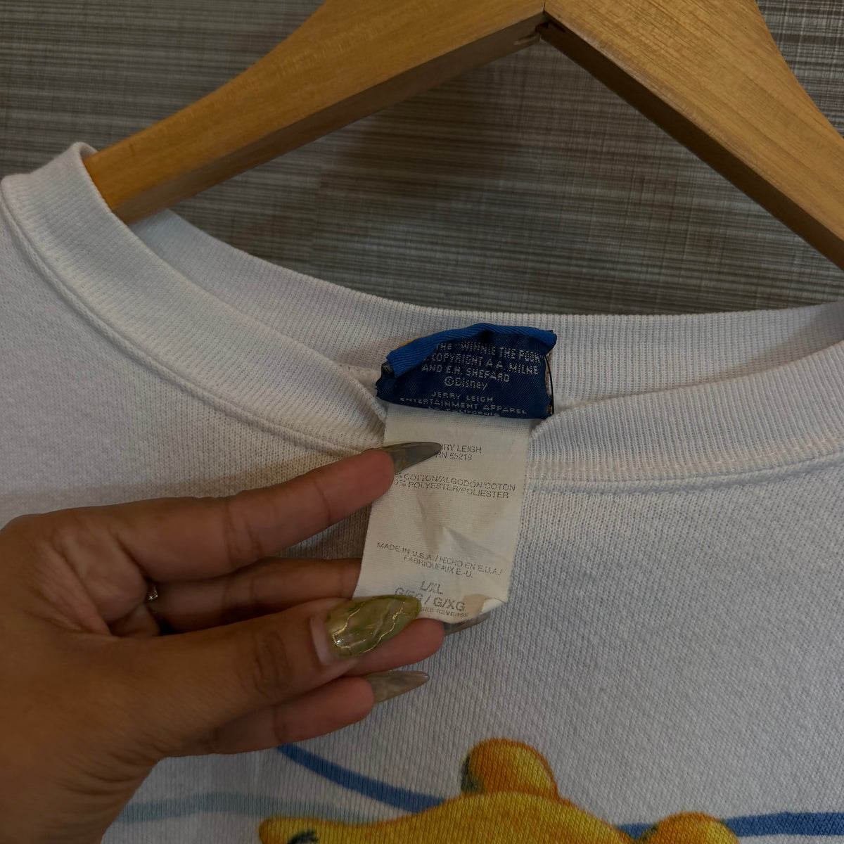 Size L 1990s Winnie The Pooh CrewNeck