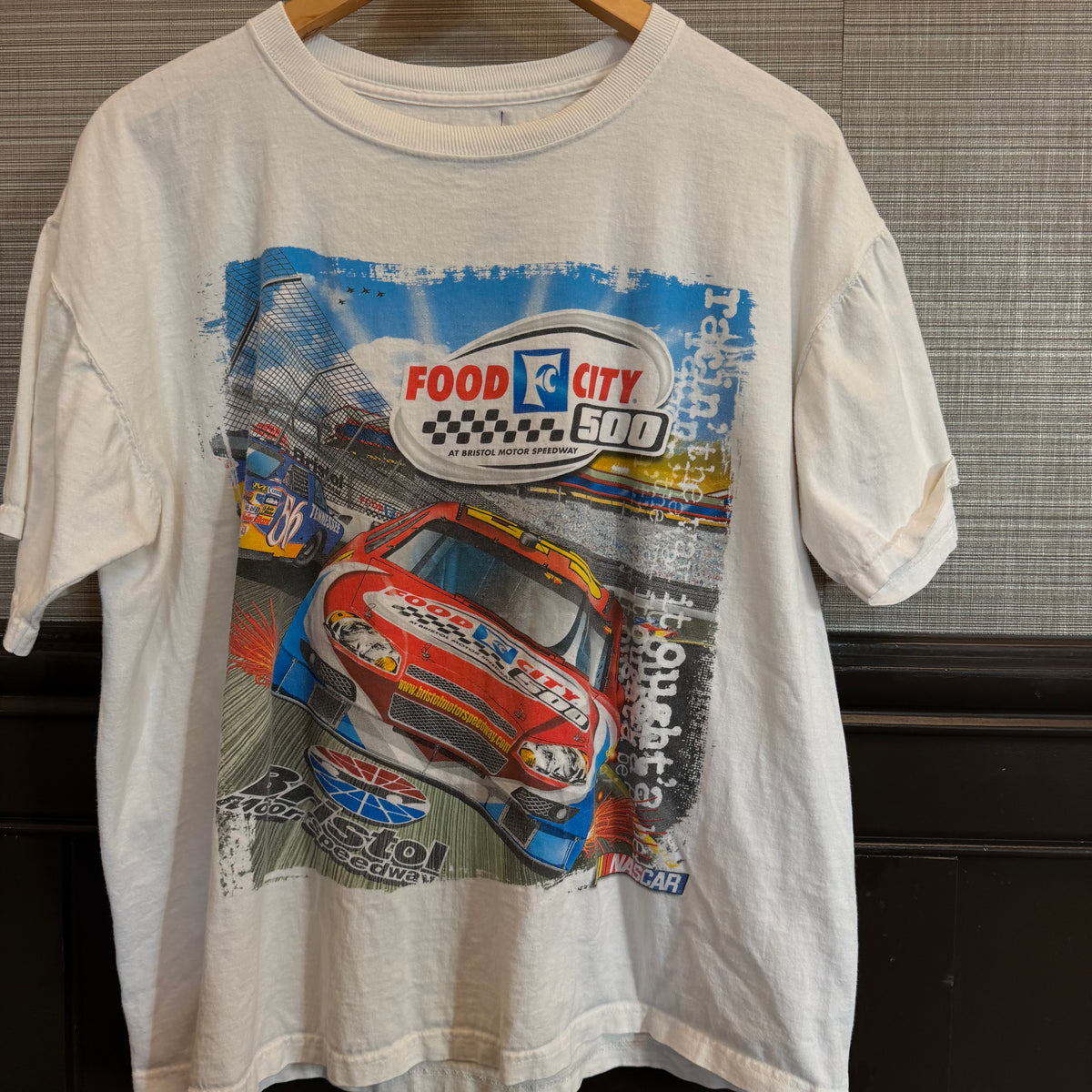 Size Medium 2007 Nascar Graphic