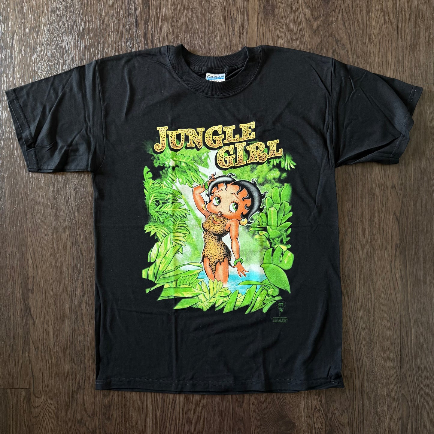 Size Medium 1999 Betty Tee