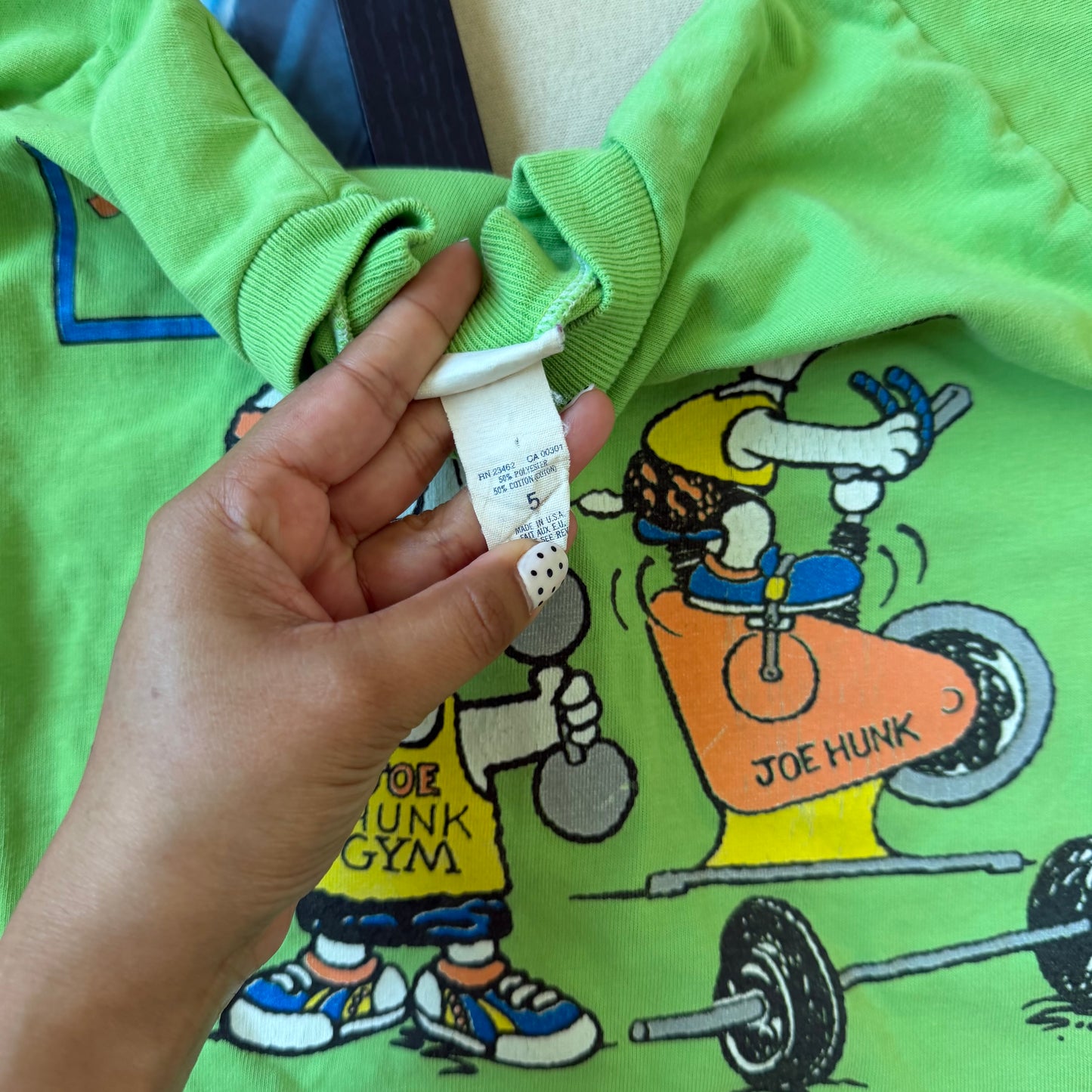 Size 5T 1980s Snoopy Tee