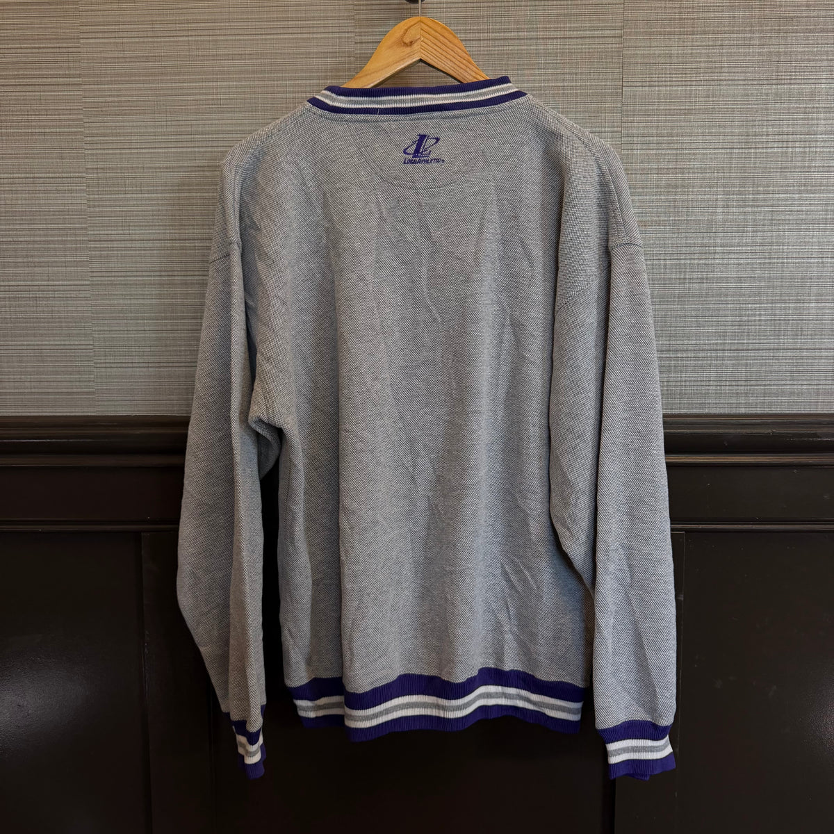 Size Large Vikings CrewNeck