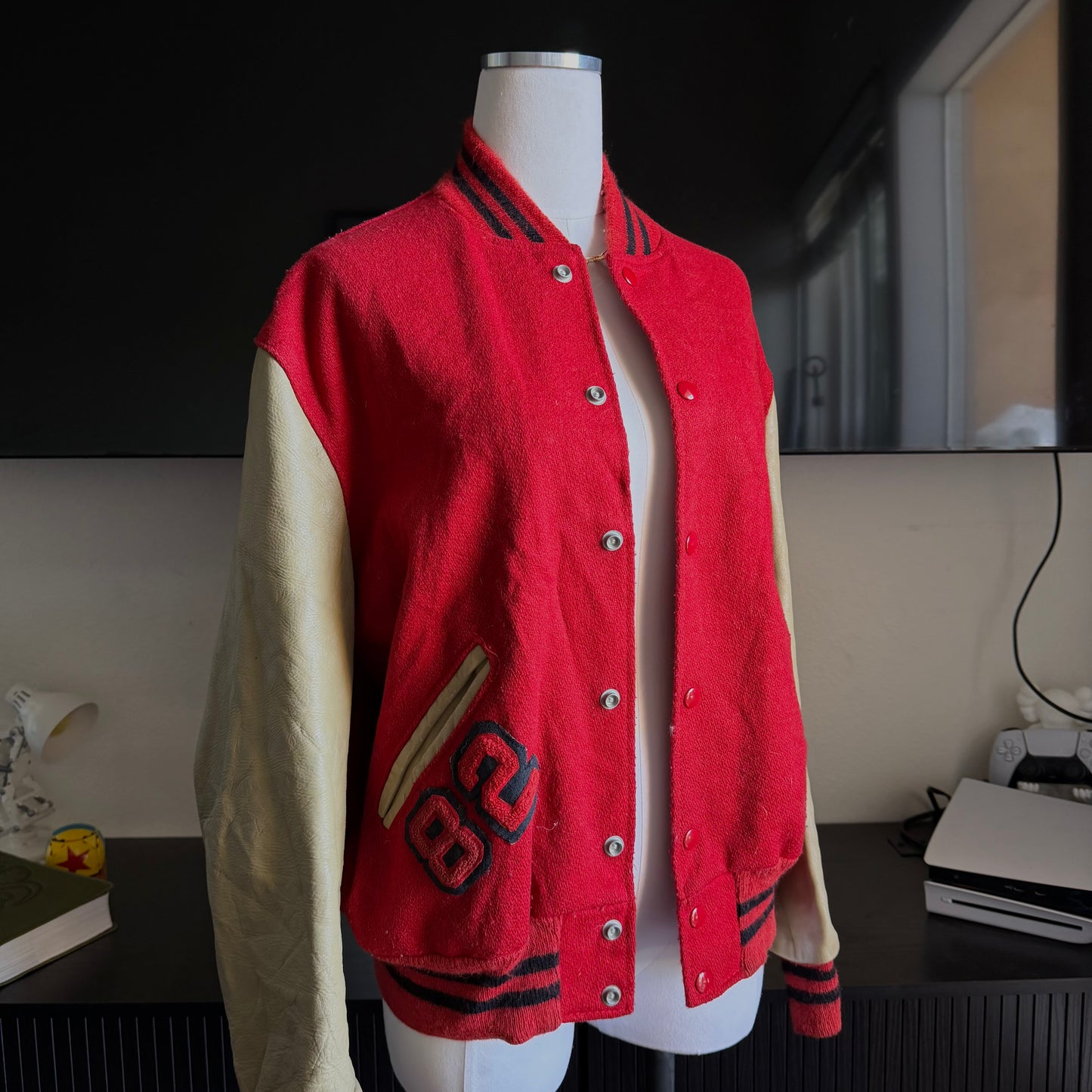 Size Medium DeLong 1980s-1990s Varsity Jacket
